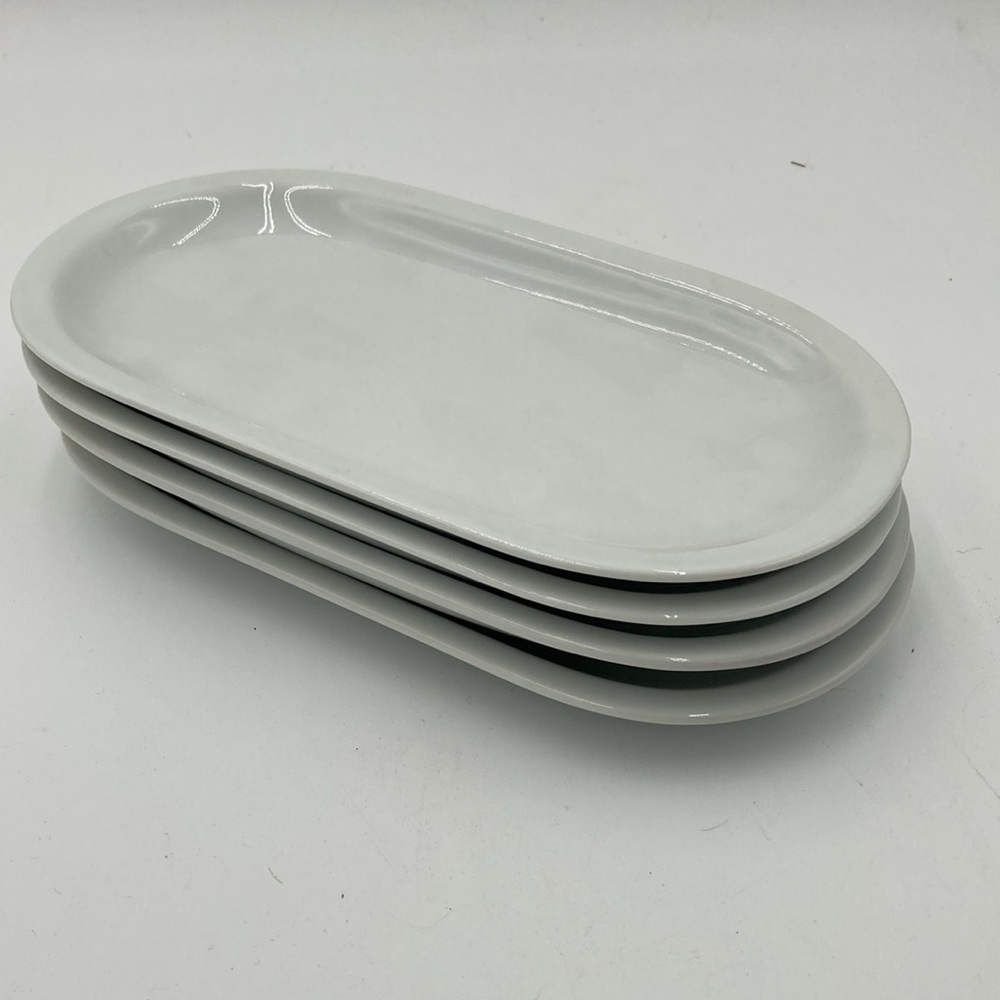 Crate & Barrel Stadium Oval White Ware Ceramic Plates